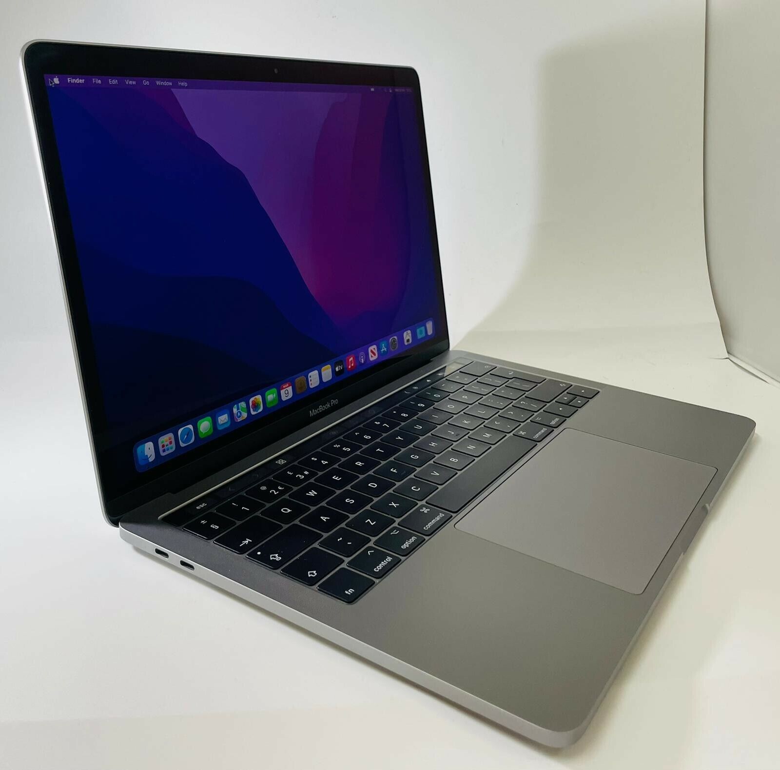 ed2-MacBook-Pro-2017-13inch-31Ghz-Core-i5-16GB-500GB-SSD-Touchbar-Space-Grey-165379584145-9